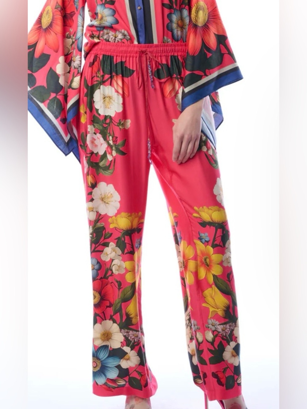 Aratta Floral Garden pants size Small